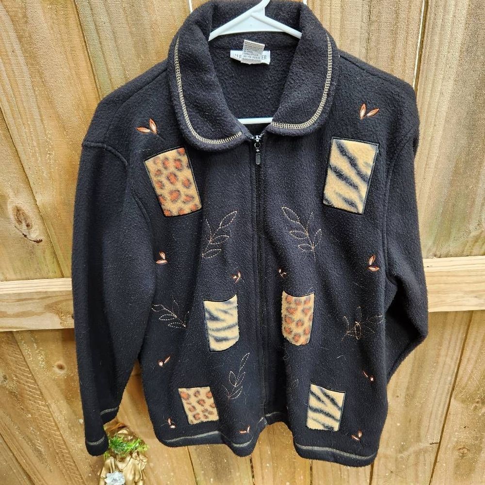 Alfred Dunner Fleece Shacket Leopard Fall Embroidered Leaves Black Women's Mediu